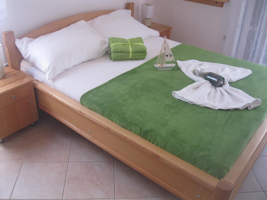 Apartments Villa Macola Трогир Екстериор снимка
