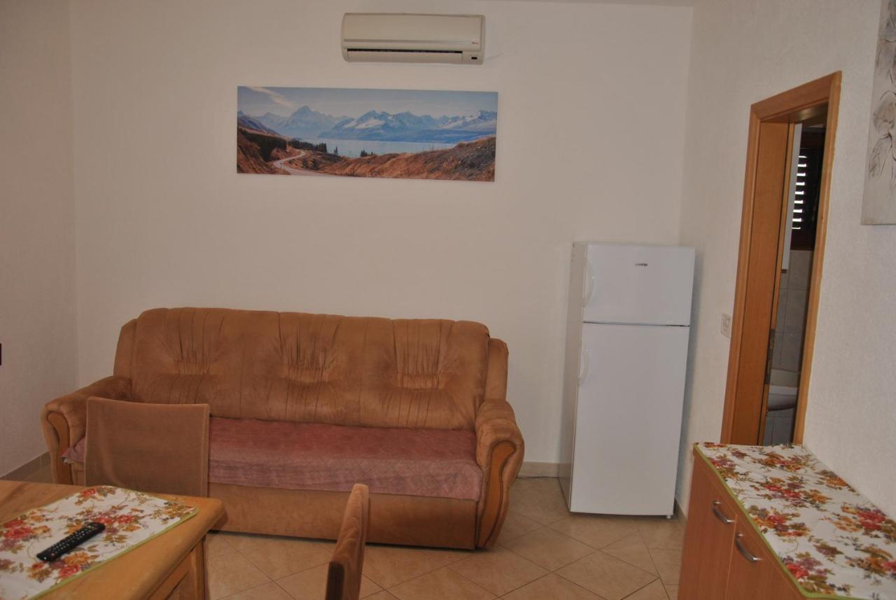 Apartments Villa Macola Трогир Екстериор снимка